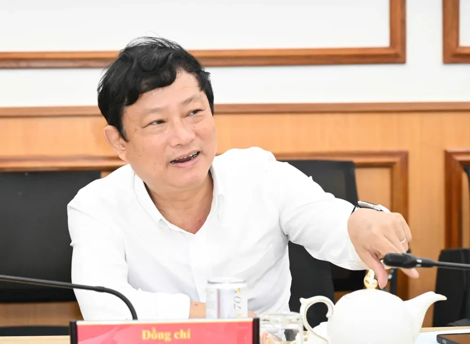 Chủ động đề xuất nhiệm vụ nghiên cứu phát triển TPHCM Chủ động đề xuất nhiệm vụ nghiên cứu phát triển TPHCM