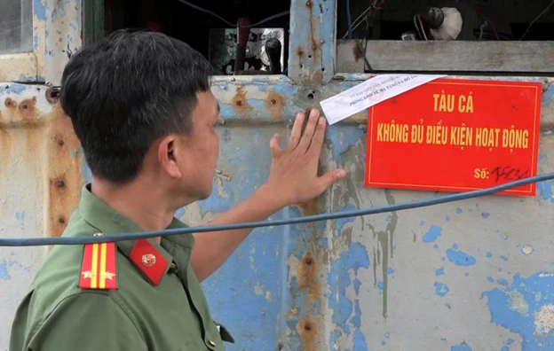 Chủ tàu cá vi phạm IUU có thể bị xử phạt đến 1 tỷ đồng hoặc bị xử lý hình sự Chủ tàu cá vi phạm IUU có thể bị xử phạt đến 1 tỷ đồng hoặc bị xử lý hình sự