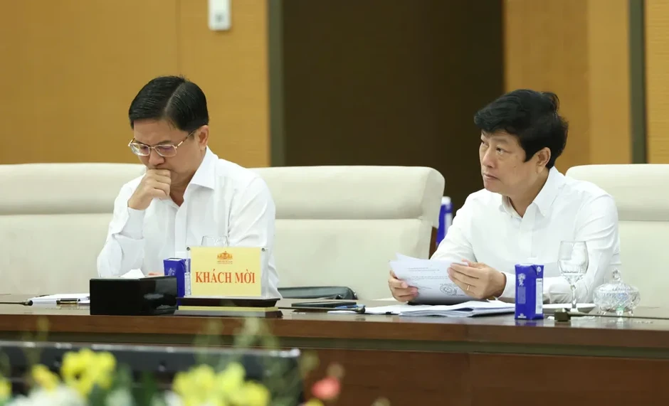 Chủ tịch Quốc hội Trần Thanh Mẫn: "Quyết đoán, quyết liệt, quyết tâm, nhưng phải quyết làm" Chủ tịch Quốc hội Trần Thanh Mẫn: "Quyết đoán, quyết liệt, quyết tâm, nhưng phải quyết làm"