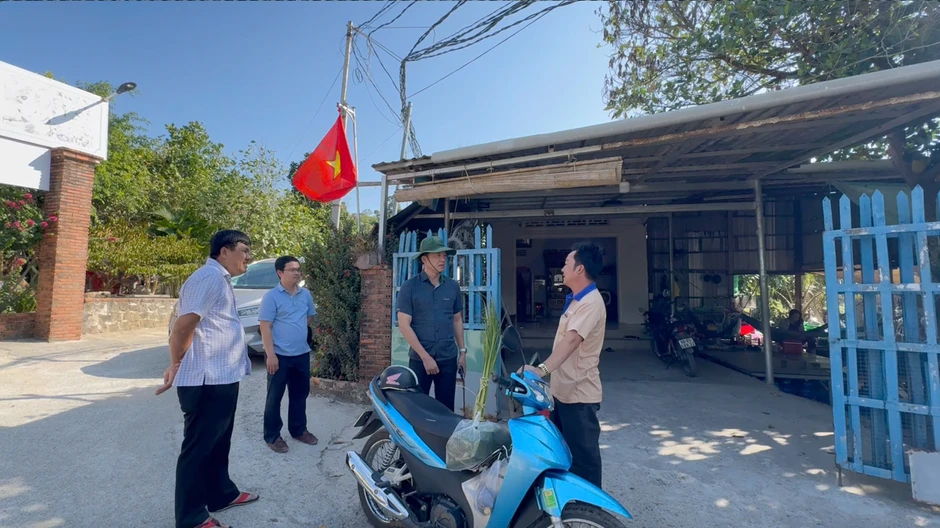 Chủ tịch UBND đặc khu Phú Quốc nói về “tình và lý” trong xử lý vi phạm đất đai ở Gành Dầu Chủ tịch UBND đặc khu Phú Quốc nói về “tình và lý” trong xử lý vi phạm đất đai ở Gành Dầu