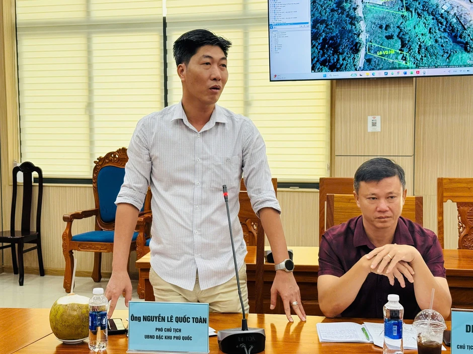 Chủ tịch UBND đặc khu Phú Quốc nói về “tình và lý” trong xử lý vi phạm đất đai ở Gành Dầu Chủ tịch UBND đặc khu Phú Quốc nói về “tình và lý” trong xử lý vi phạm đất đai ở Gành Dầu