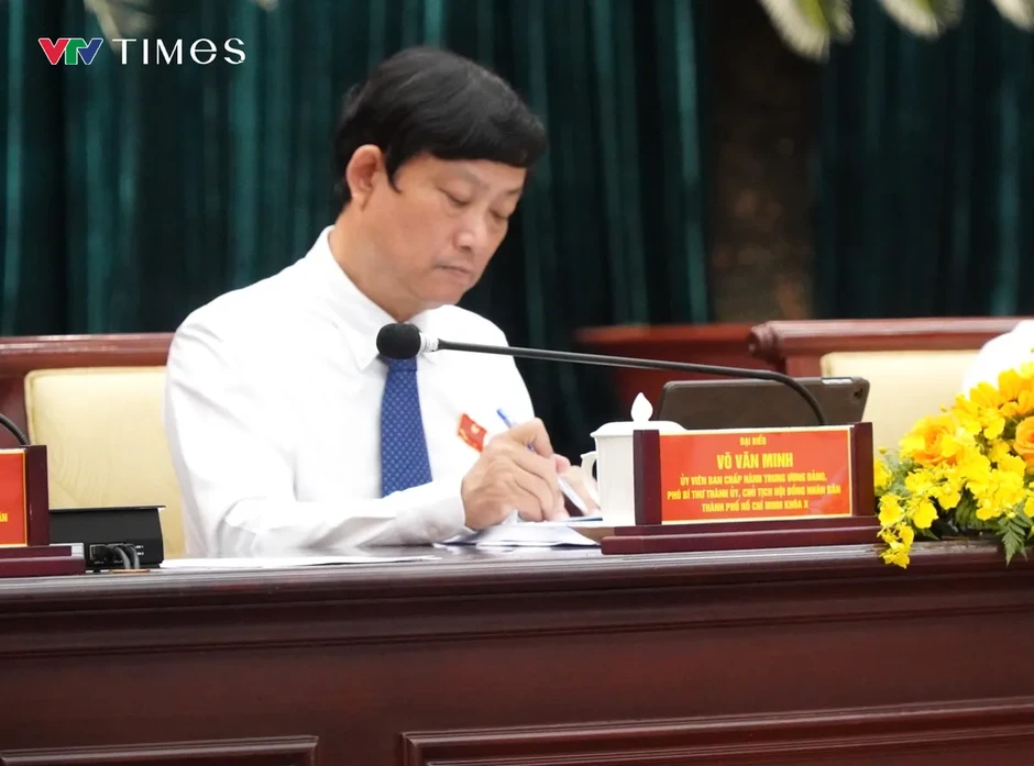Chủ tịch UBND TP Hồ Chí Minh: Vẫn còn tình trạng né trách nhiệm gây khó cho người dân và doanh nghiệp Chủ tịch UBND TP Hồ Chí Minh: Vẫn còn tình trạng né trách nhiệm gây khó cho người dân và doanh nghiệp
