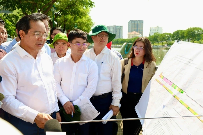 Chủ tịch UBND TPHCM Nguyễn Văn Được: Tháng 6 phải giao mặt bằng sạch dự án cầu đường Nguyễn Khoái Chủ tịch UBND TPHCM Nguyễn Văn Được: Tháng 6 phải giao mặt bằng sạch dự án cầu đường Nguyễn Khoái