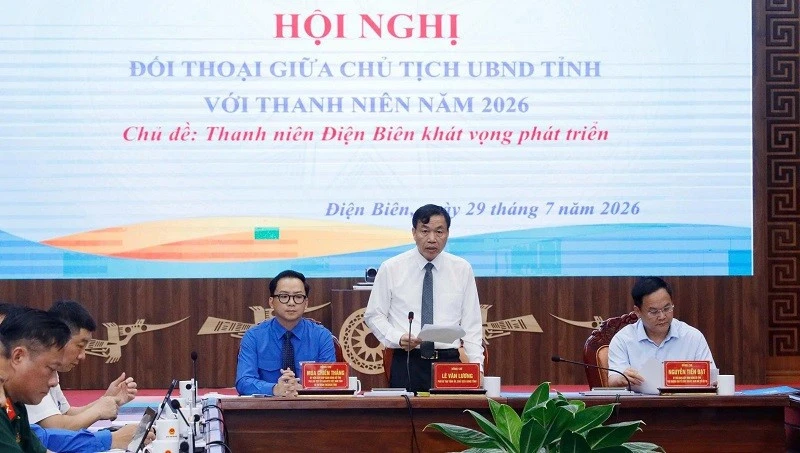 Chủ tịch Ủy ban nhân dân tỉnh Điện Biên đối thoại với thanh niên Chủ tịch Ủy ban nhân dân tỉnh Điện Biên đối thoại với thanh niên
