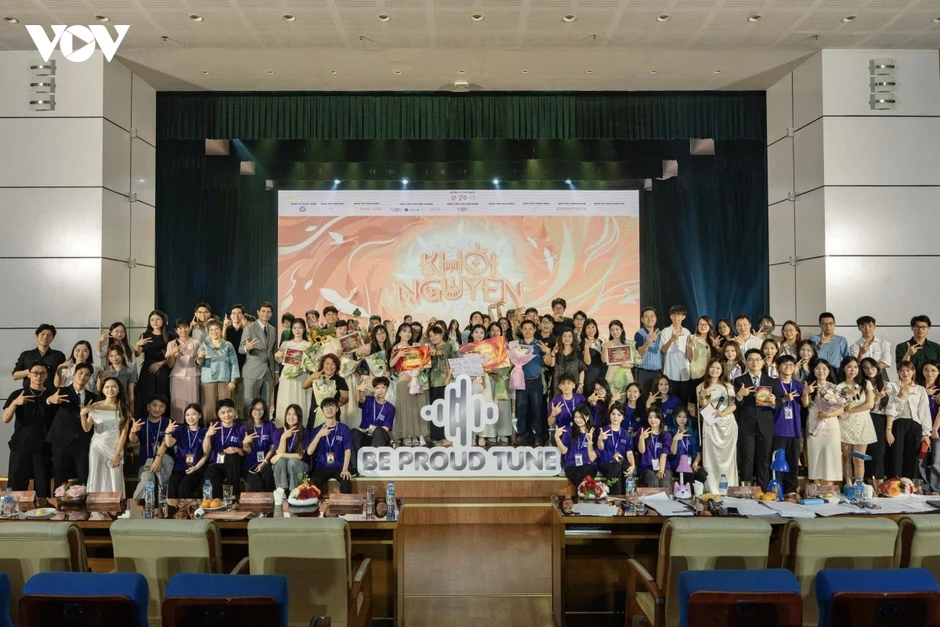 Chung kết BE PROUD TUNE 2026: Bùng nổ tài năng phát thanh sinh viên Chung kết BE PROUD TUNE 2026: Bùng nổ tài năng phát thanh sinh viên