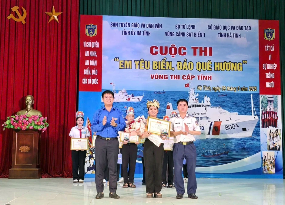 Chung kết Cuộc thi ‘Em yêu biển, đảo quê hương’ Chung kết Cuộc thi ‘Em yêu biển, đảo quê hương’