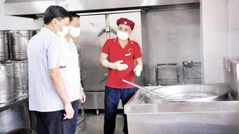 Chung tay bảo đảm an toàn vệ sinh thực phẩm