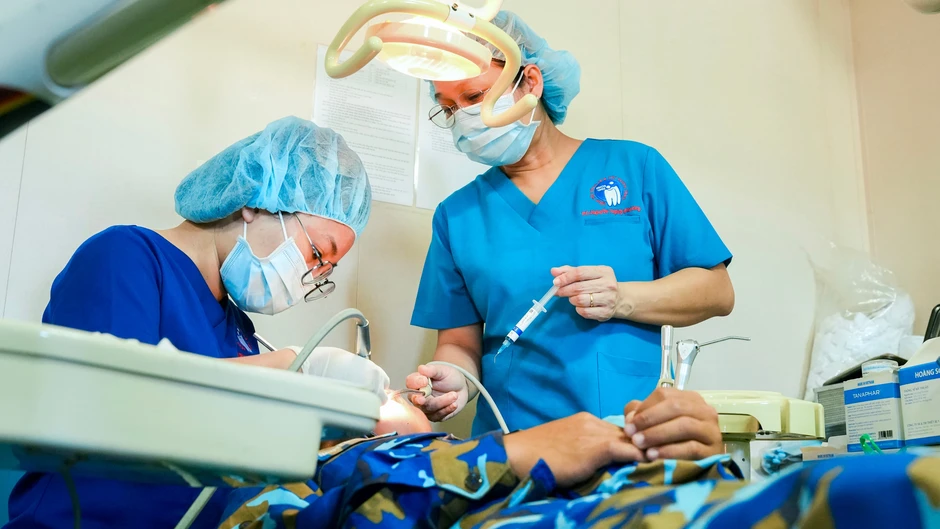 Chung tay vì sức khỏe nơi đảo xa Chung tay vì sức khỏe nơi đảo xa