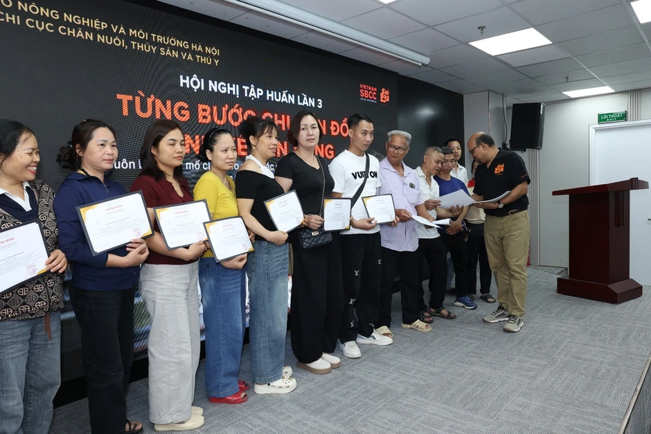 Chuyển đổi sinh kế khi nghề buôn bán thịt chó, mèo không còn tương lai Chuyển đổi sinh kế khi nghề buôn bán thịt chó, mèo không còn tương lai