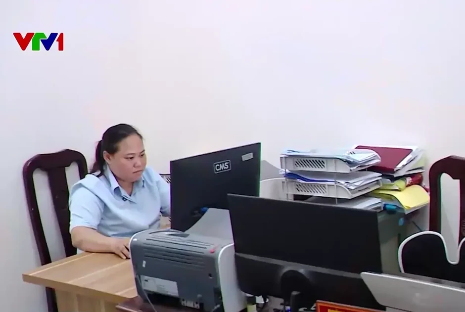 Chuyển đổi số ở cơ sở: Nỗ lực thích ứng với khối lượng công việc lớn Chuyển đổi số ở cơ sở: Nỗ lực thích ứng với khối lượng công việc lớn