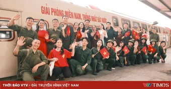 Chuyến tàu Hà Nội 5 Cửa Ô đặc biệt gợi ký ức ngày đất nước thống nhất