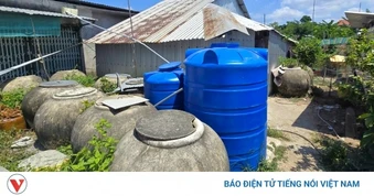 Cơn khát nước sạch giữa vùng đất nhiễm phèn mặn ở Biển Bạch, Cà Mau
