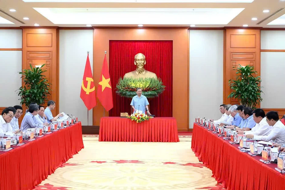 Cơn "khát" nhân lực chất lượng cao trong thời đại số Cơn "khát" nhân lực chất lượng cao trong thời đại số