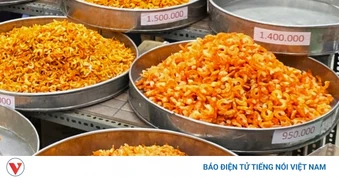 Công an Cà Mau xác định được đối tượng tung tin "tôm khô làm từ cao su non"