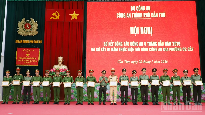 Công an Cần Thơ triển khai hiệu quả mô hình Công an địa phương hai cấp Công an Cần Thơ triển khai hiệu quả mô hình Công an địa phương hai cấp