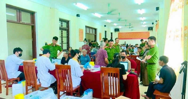 Công an Điện Biên thực hiện thu nhận mẫu sinh phẩm ADN thân nhân liệt sĩ Công an Điện Biên thực hiện thu nhận mẫu sinh phẩm ADN thân nhân liệt sĩ