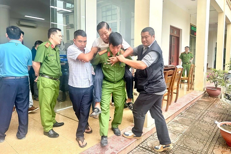 Công an Điện Biên thực hiện thu nhận mẫu sinh phẩm ADN thân nhân liệt sĩ Công an Điện Biên thực hiện thu nhận mẫu sinh phẩm ADN thân nhân liệt sĩ