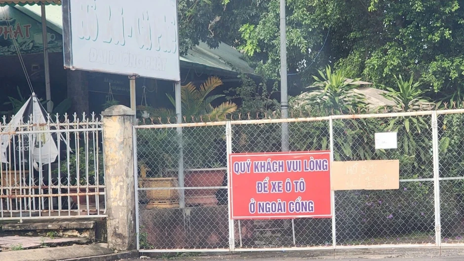 Công an Đồng Nai đang làm rõ vụ bé trai 8 tuổi tử vong tại hồ bơi Công an Đồng Nai đang làm rõ vụ bé trai 8 tuổi tử vong tại hồ bơi