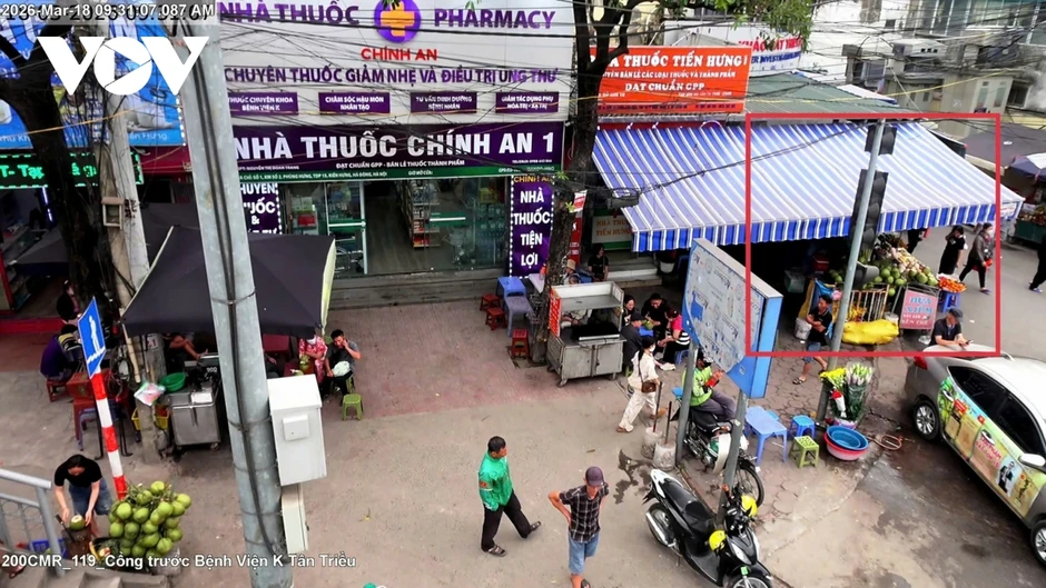 Công an Hà Nội phạt nguội gần 400 địa điểm vi phạm trật tự đô thị trong một ngày