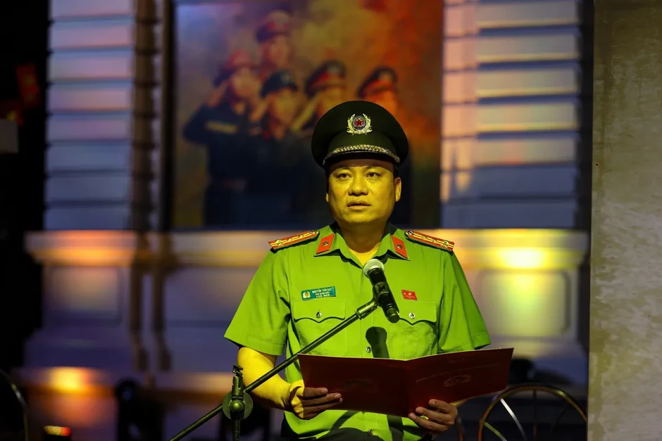 Công an Hà Nội tái hiện chiến công vụ án số 7 Ôn Như Hầu qua "Mật Lệnh Đêm" Công an Hà Nội tái hiện chiến công vụ án số 7 Ôn Như Hầu qua "Mật Lệnh Đêm"
