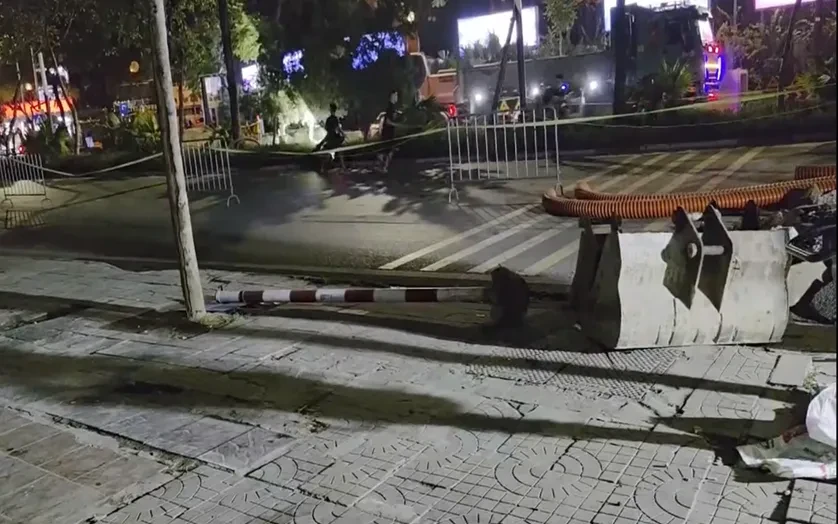 Công an Hà Nội tìm nhân chứng vụ nhóm thanh niên đập phá xe máy Công an Hà Nội tìm nhân chứng vụ nhóm thanh niên đập phá xe máy