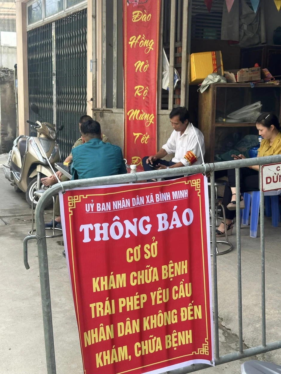 Công an Hà Nội vào cuộc vụ mổ khối u tại cơ sở chữa bệnh bằng nước kiềm của ông Nguyễn Tiến Nam Công an Hà Nội vào cuộc vụ mổ khối u tại cơ sở chữa bệnh bằng nước kiềm của ông Nguyễn Tiến Nam