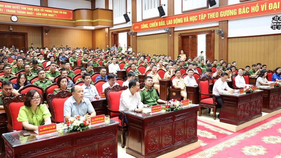 Công an Ninh Bình triển khai chiến dịch đào tạo lái xe mô tô an toàn