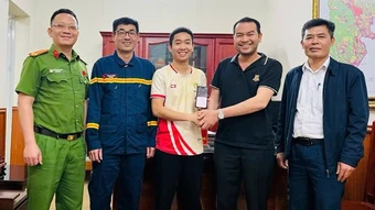 Công an Thanh Hóa trả 500 triệu đồng chuyển nhầm cho người dân