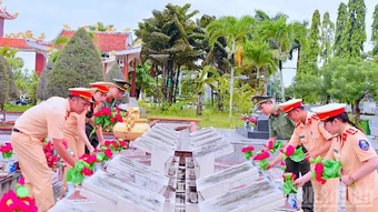 Công an tỉnh Cà Mau: Tiếp nối truyền thống uống nước nhớ nguồn, đền ơn đáp nghĩa