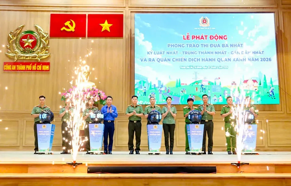 Công an TPHCM thi đua “Ba Nhất”, ra quân Chiến dịch Hành quân xanh 2026 Công an TPHCM thi đua “Ba Nhất”, ra quân Chiến dịch Hành quân xanh 2026