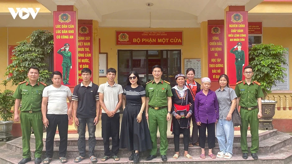 Công an xã ở Lào Cai giúp người dân tìm lại thân nhân sau 48 năm thất lạc Công an xã ở Lào Cai giúp người dân tìm lại thân nhân sau 48 năm thất lạc