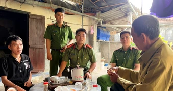 Công an xã tìm lại thân nhân liệt sĩ sau 45 năm thất lạc