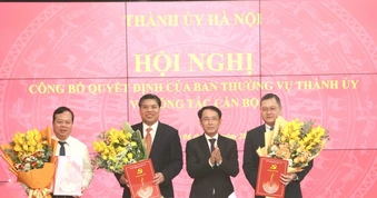 Công bố quyết định của Ban Thường vụ Thành ủy Hà Nội về công tác cán bộ