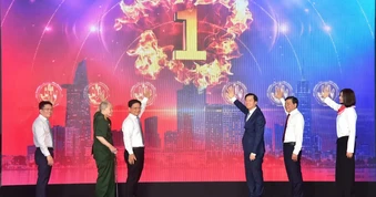 Công nghệ VR đưa người dân TPHCM đến Quảng trường Ba Đình nghe Bác Hồ đọc Tuyên ngôn Độc lập