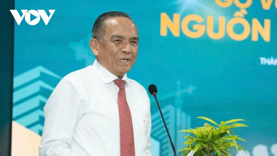 Công nhân mất 20 năm lao động, không chi tiêu mới đủ tiền mua căn hộ giá 1 tỷ đồng Công nhân mất 20 năm lao động, không chi tiêu mới đủ tiền mua căn hộ giá 1 tỷ đồng