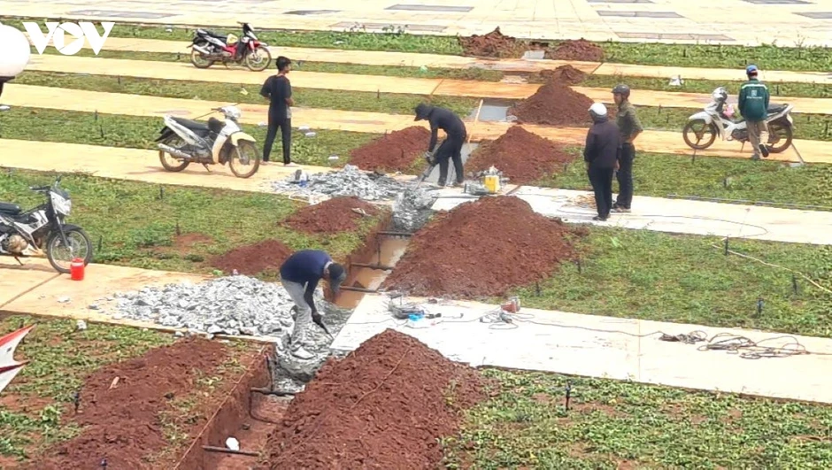 Công trình 400 tỷ tại Lâm Đồng vừa khánh thành đã “chờ lún” Công trình 400 tỷ tại Lâm Đồng vừa khánh thành đã “chờ lún”