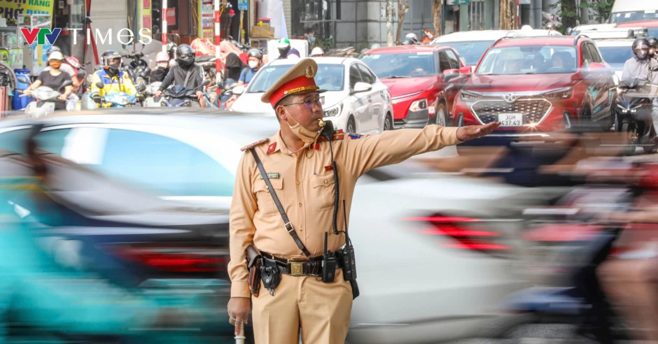 CSGT Hà Nội: Khi mỗi ca tuần tra là một việc làm nhân văn, trách nhiệm