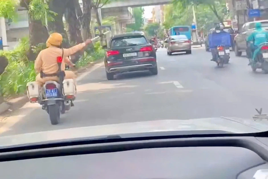 CSGT Hà Nội: Khi mỗi ca tuần tra là một việc làm nhân văn, trách nhiệm