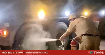 CSGT Hà Nội kịp thời dập tắt vụ cháy lốp xe đầu kéo