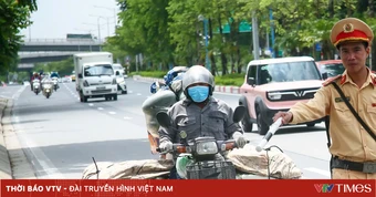 CSGT Hà Nội xử lý gần 500 xe tự chế, chở hàng cồng kềnh