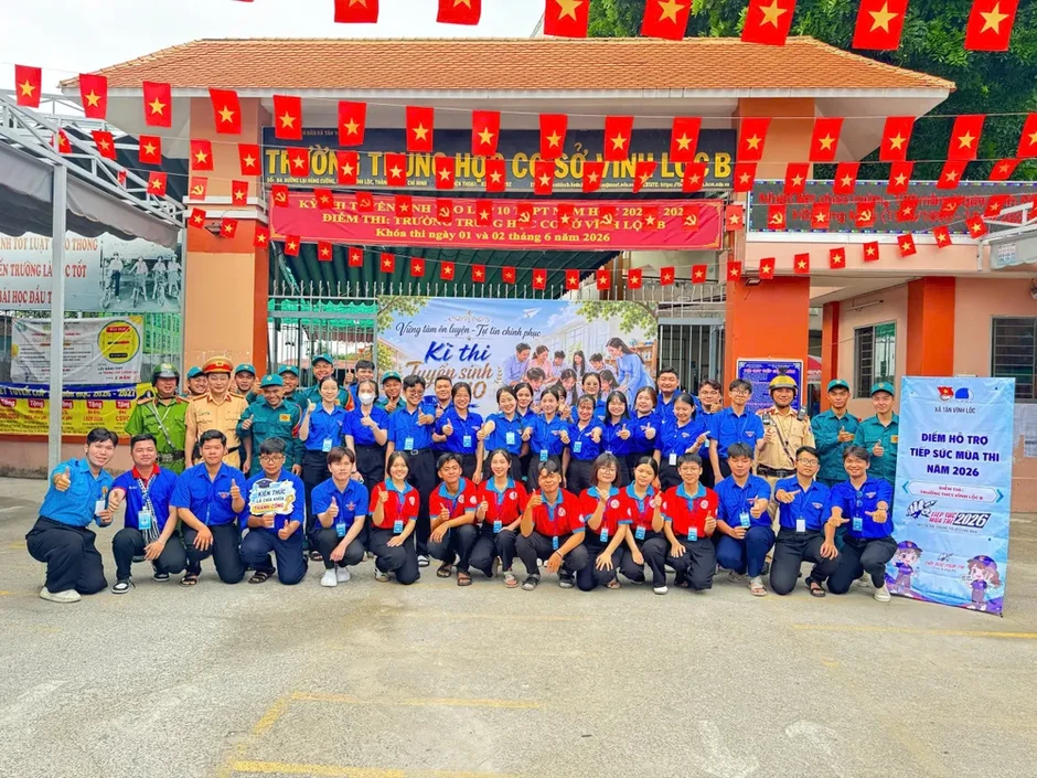 CSGT TPHCM huy động lực lượng bảo đảm trật tự, tiếp sức thí sinh thi lớp 10 CSGT TPHCM huy động lực lượng bảo đảm trật tự, tiếp sức thí sinh thi lớp 10