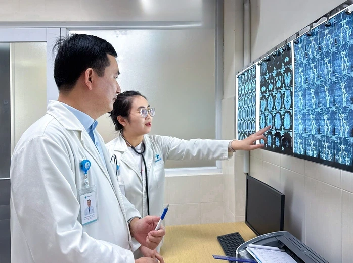 Cụ ông ở Cần Thơ thoát chết nhờ được đưa đến bệnh viện trong “giờ vàng” Cụ ông ở Cần Thơ thoát chết nhờ được đưa đến bệnh viện trong “giờ vàng”