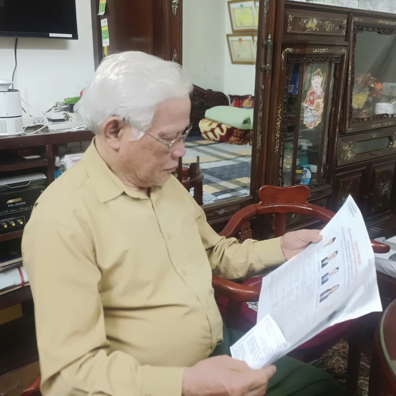 Cử tri cao tuổi gửi trọn niềm tin vào những đại biểu đủ tâm, đủ tầm! Cử tri cao tuổi gửi trọn niềm tin vào những đại biểu đủ tâm, đủ tầm!