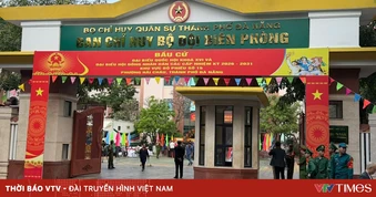 Cử tri Đà Nẵng phấn khởi thực hiện quyền công dân