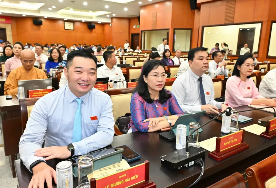 Cử tri đánh giá cao nhiều chương trình ý nghĩa của TPHCM Cử tri đánh giá cao nhiều chương trình ý nghĩa của TPHCM