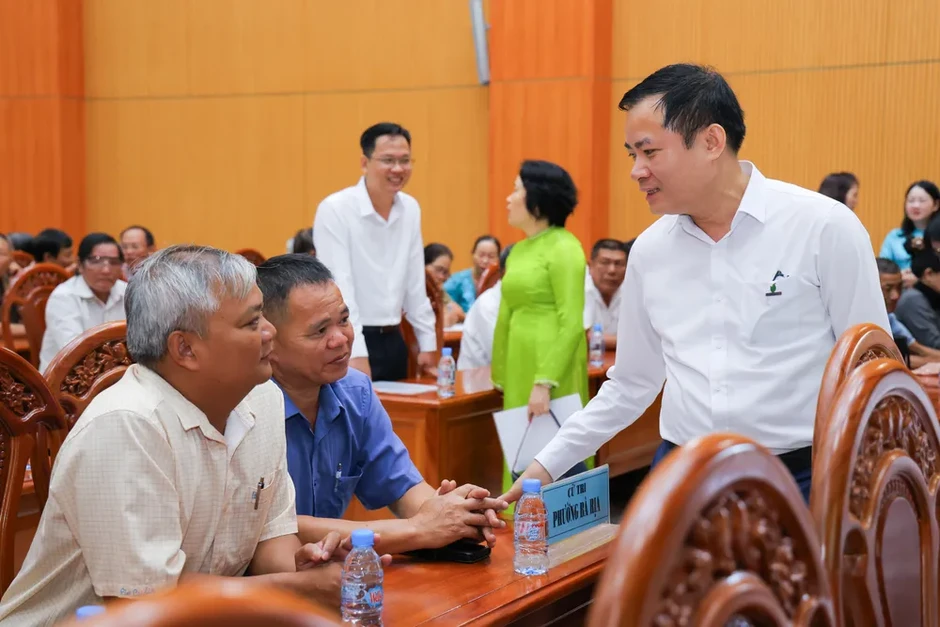 Cử tri phường Bà Rịa kiến nghị đầu tư hạ tầng, nâng chất lượng giáo dục và y tế Cử tri phường Bà Rịa kiến nghị đầu tư hạ tầng, nâng chất lượng giáo dục và y tế