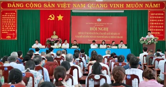 Cử tri xã Phước Hải kiến nghị nâng cao chất lượng môi trường, đô thị