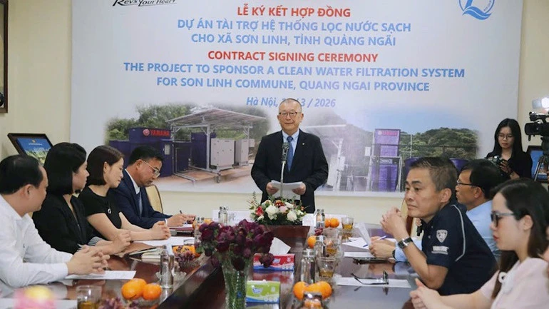 Cung cấp nguồn nước an toàn, cải thiện điều kiện sinh hoạt cho người dân và trẻ em vùng khó khăn Cung cấp nguồn nước an toàn, cải thiện điều kiện sinh hoạt cho người dân và trẻ em vùng khó khăn