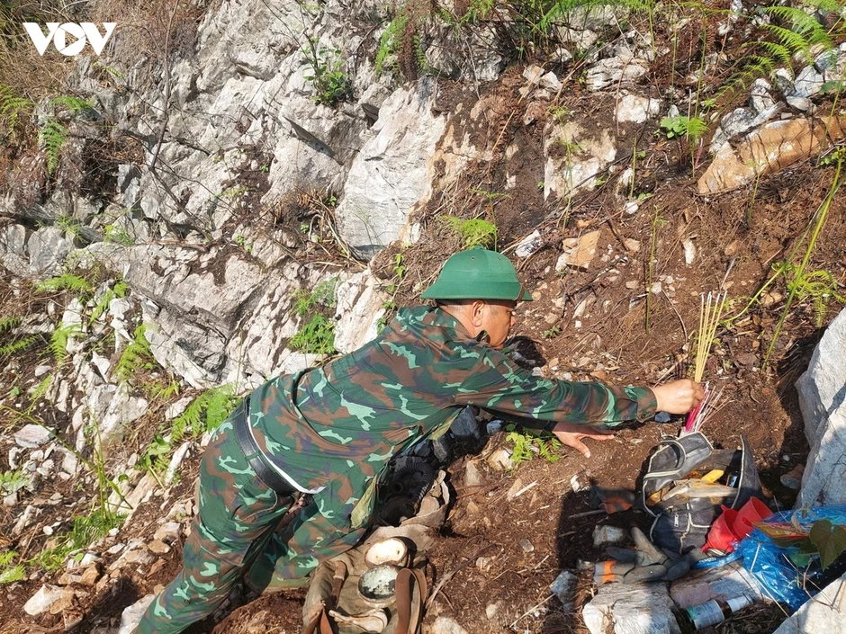 Cuộc chạy đua với thời gian để đưa đồng đội trở về