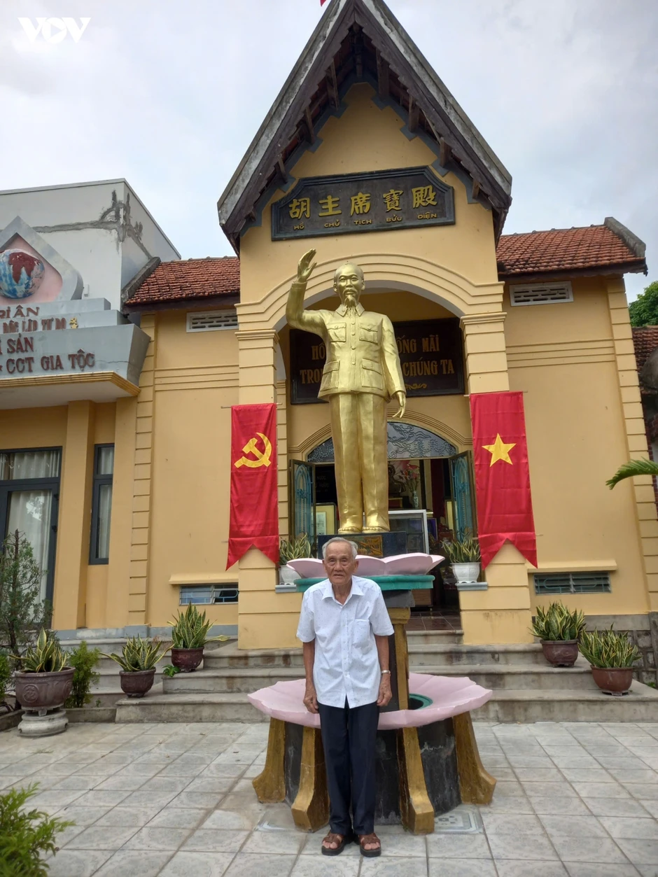 Cựu chiến binh 30 năm dựng khu tưởng niệm Bác Hồ ở Nam Nha Trang Cựu chiến binh 30 năm dựng khu tưởng niệm Bác Hồ ở Nam Nha Trang